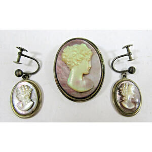 Beautiful Antique Cameo Brooch Pendant and Matching Screw On Earrings